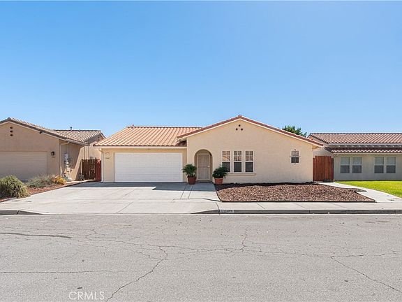 3rd image of 1940 San Buenaventura Way