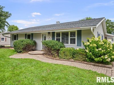 207 E 2nd St, Coal Valley, IL, 61240