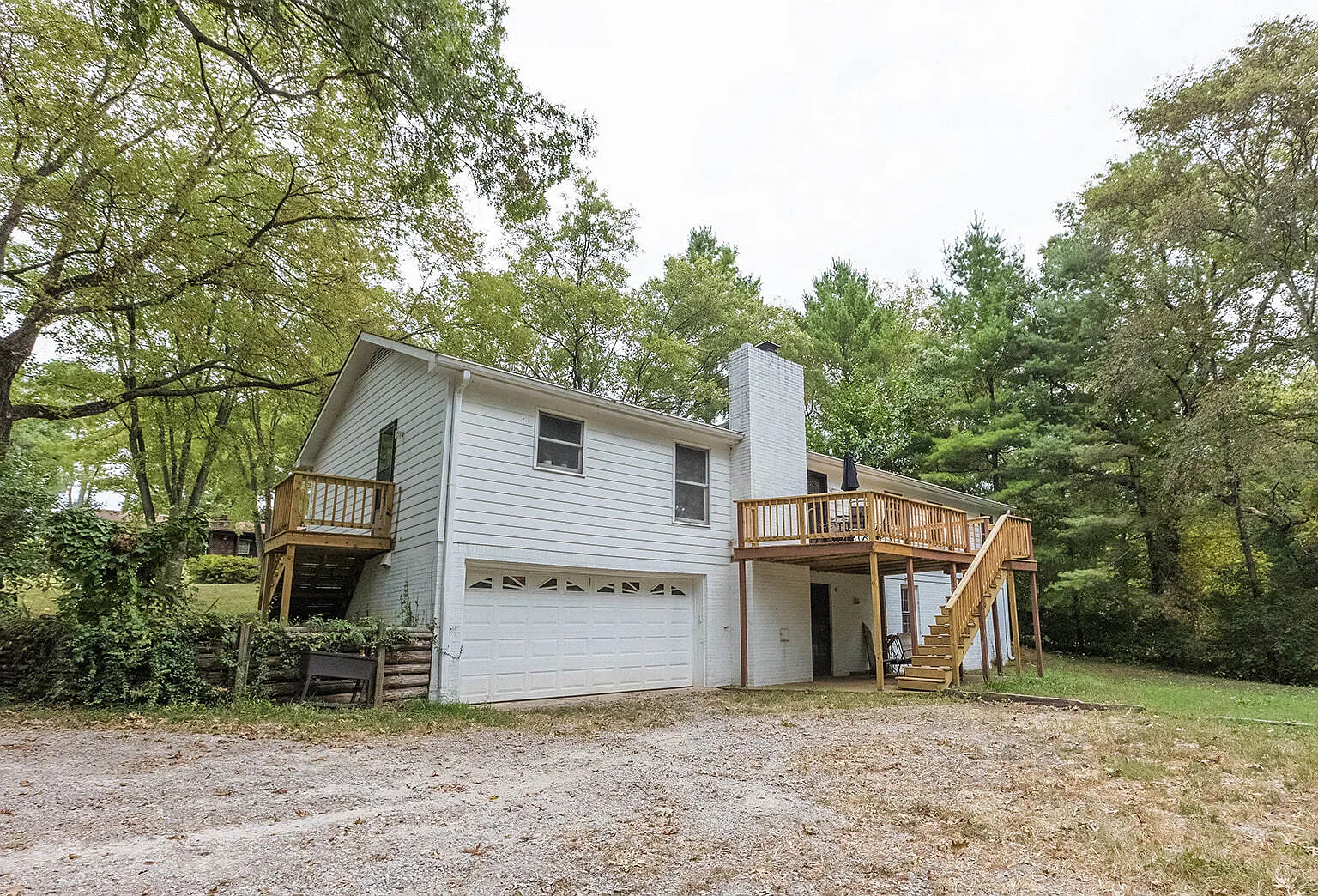 210 Elliott Court - 1 — Photo 1