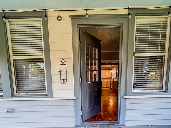 5th image of 2258 Ernest St