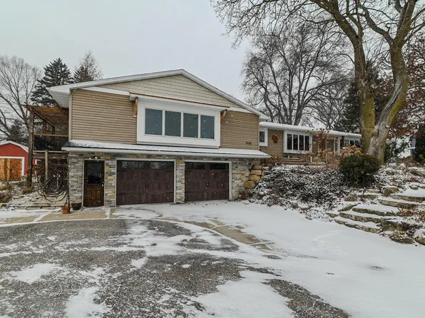 4143 Vilas Hope Rd, Cottage Grove, WI 53527