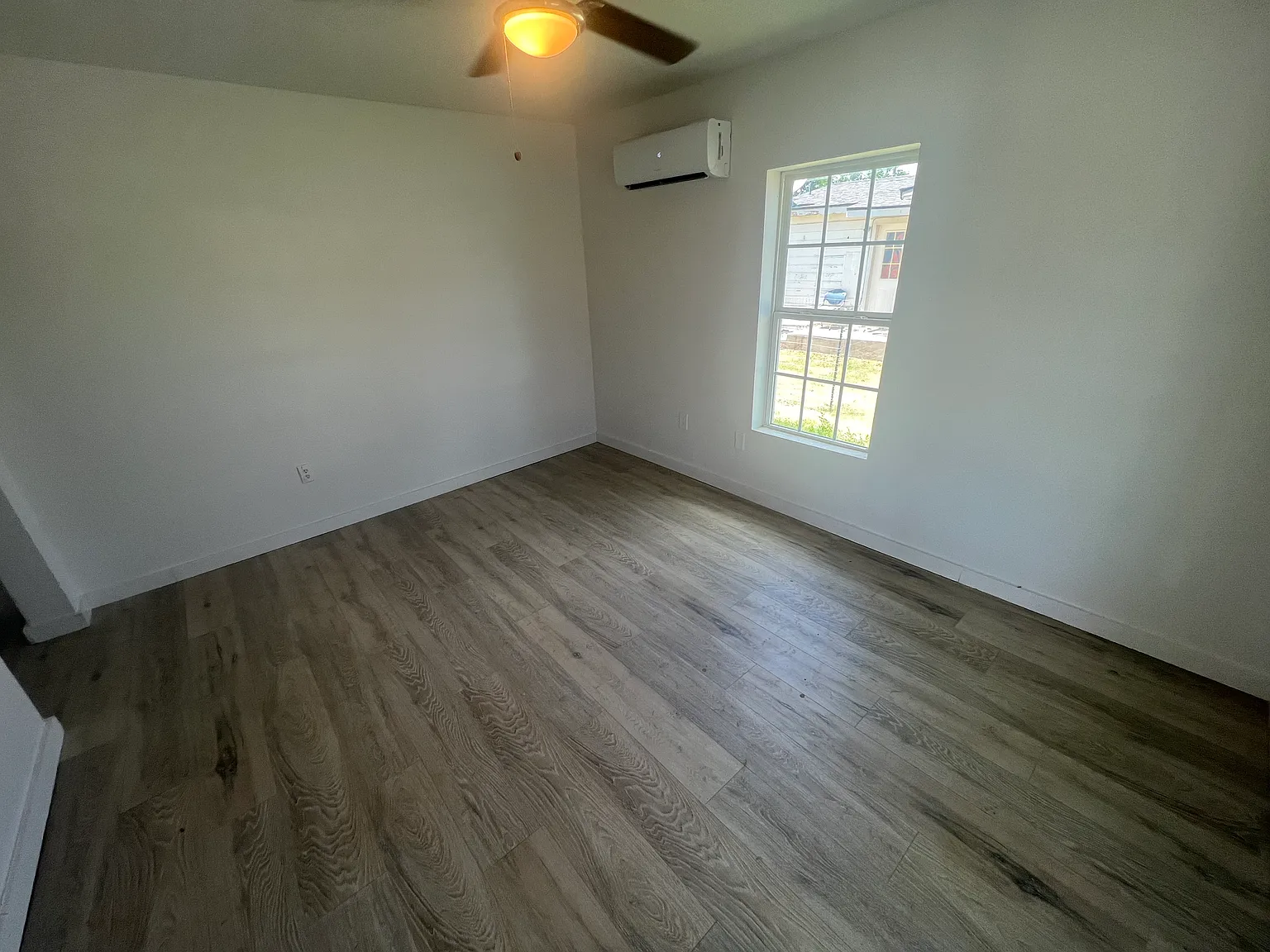 3 Bedroom 2 Bathrooms in Idalou — Photo 4