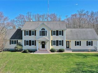 2 Letendre Rd, Seekonk, MA 02771