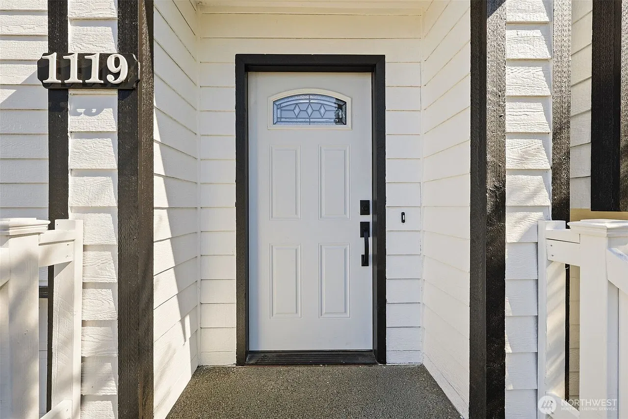 3 bed, 1472 sqft, $3,000 — Photo 2