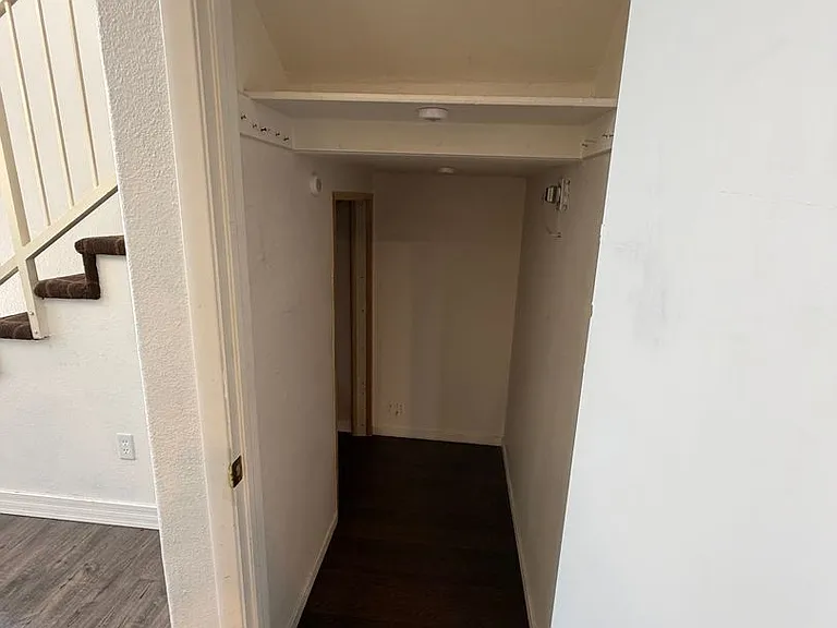 5264 Sacha Way — Photo 10