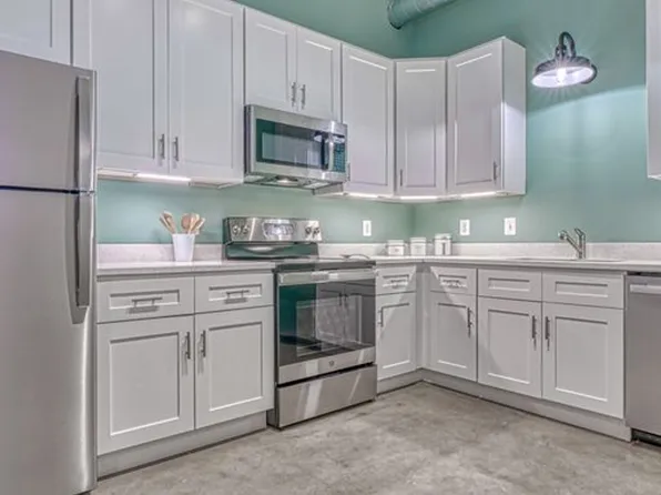 923 S East Ave, 923 S East Ave #4, Baltimore, MD 21224