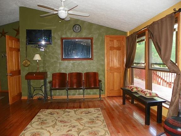 5th image of 1435 W County Road 215 S