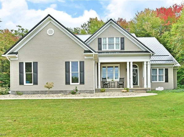 5074 Ridge Rd, Cortland, OH 44410