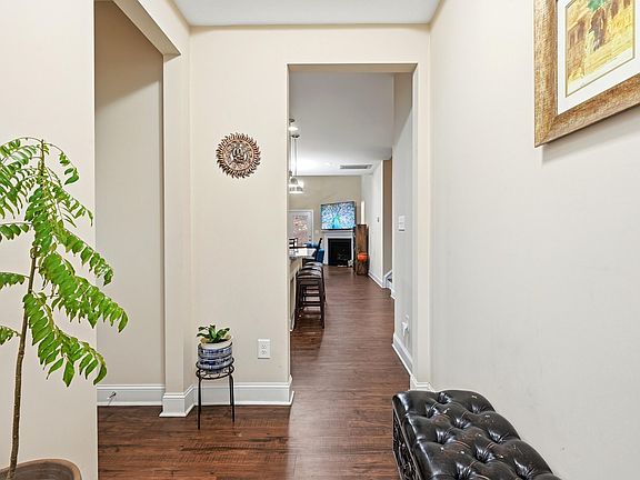 4th image of 50 Galway Glenn Ln