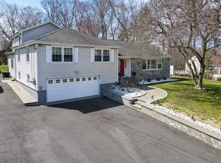 2107 N Benson Rd, Fairfield, CT 06824