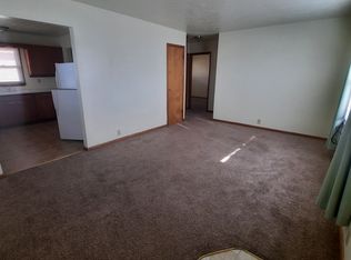 725 S 2nd St, Salina, KS 67401