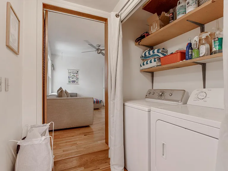 810 Hawthorn Ave — Photo 21