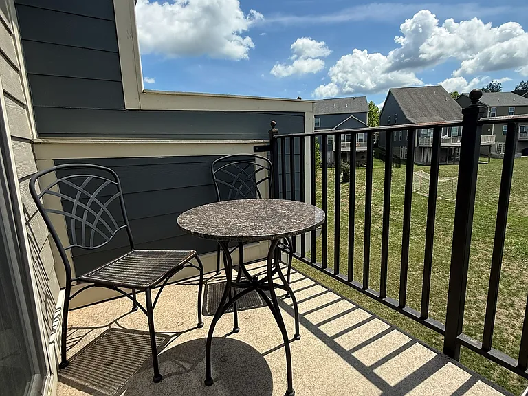 814 Oval Park Ln — Photo 20