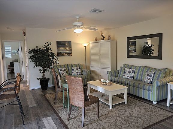4th image of 805 E Gulf Dr #A5