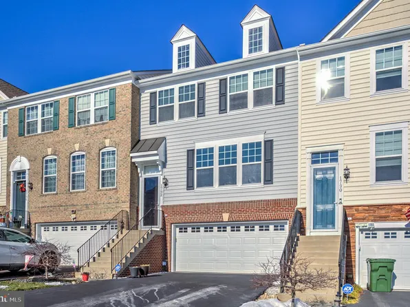1792 Marfield Ct, Woodbridge, VA 22191
