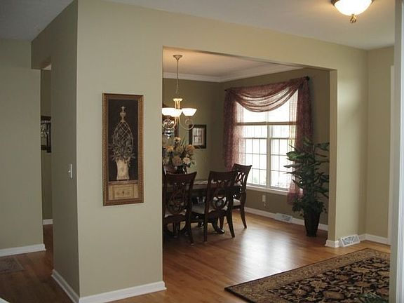 4th image of 73 Sterling Heights Dr