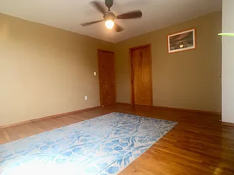 Rented by Northside Plaza Inc.