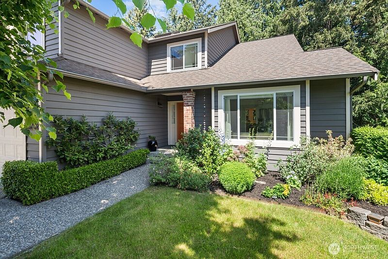 2nd image of 15732 111th Avenue NE