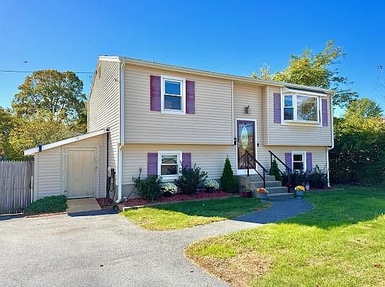 1st image of 344 Strawberry Field Rd