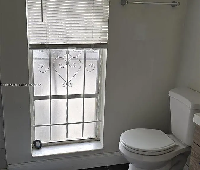 817 NE 214th Ln #4 — Photo 9