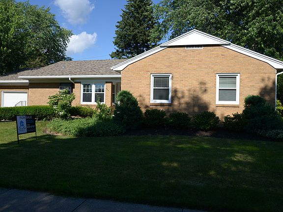 4th image of 465 Darwin Dr