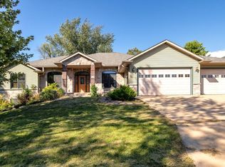 1352 Summit Dr, Winona, MN 55987