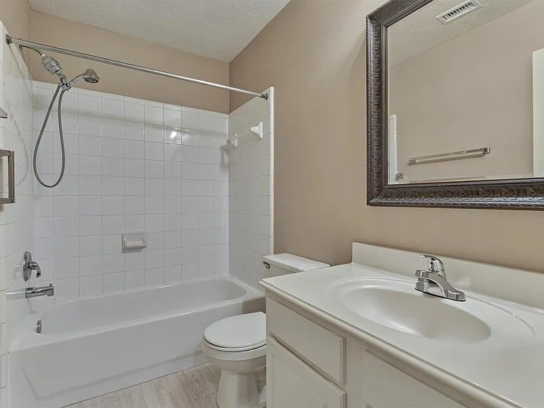231 Blushwood Pl — Photo 25