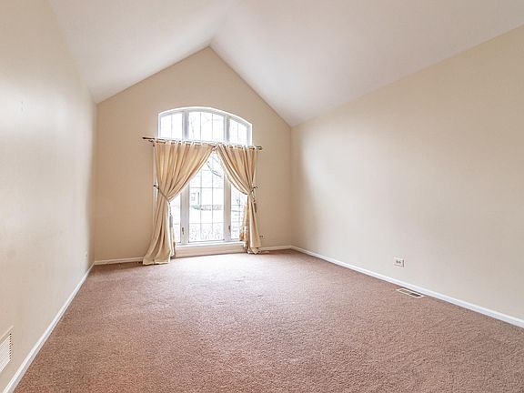 4th image of 2028 N Stanton Ct