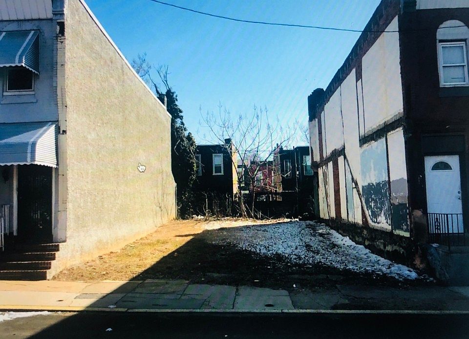1st image of 2553 N 19th St
