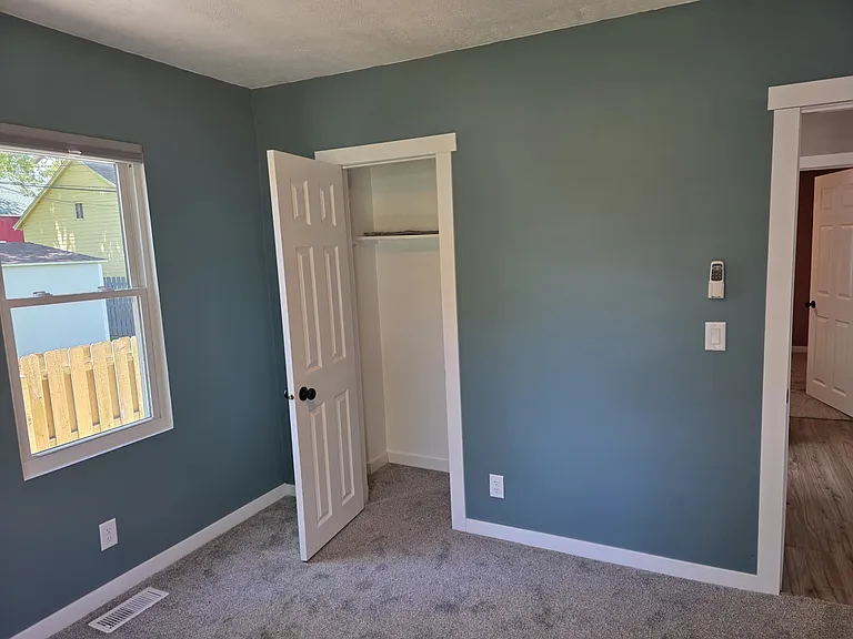 232 Maple Ave — Photo 8