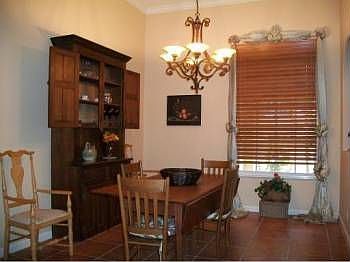 5th image of 10597 Oak Meadow Ln