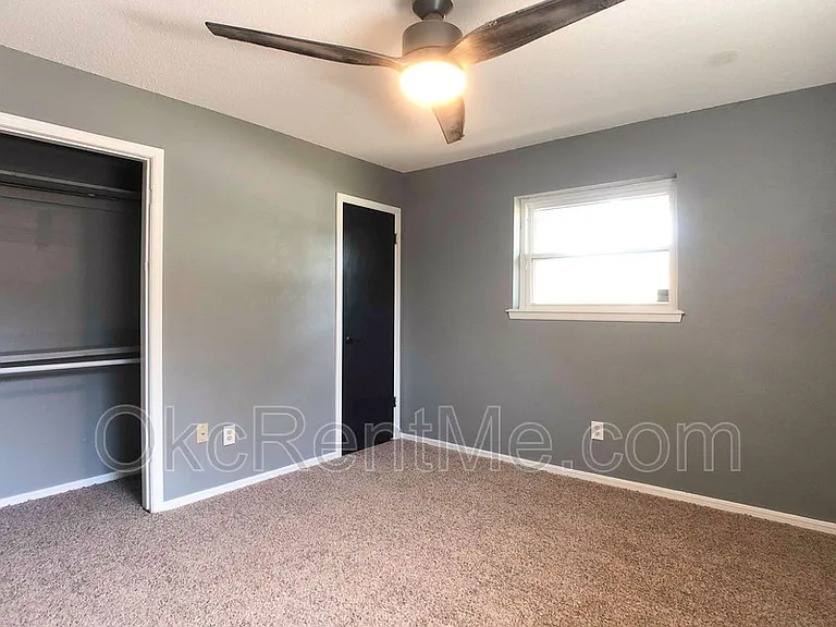 805 N Markwell Ave — Photo 14