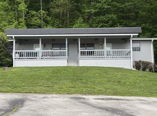 300 Car Mol Dr UNIT 3, Johnson City, TN 37601