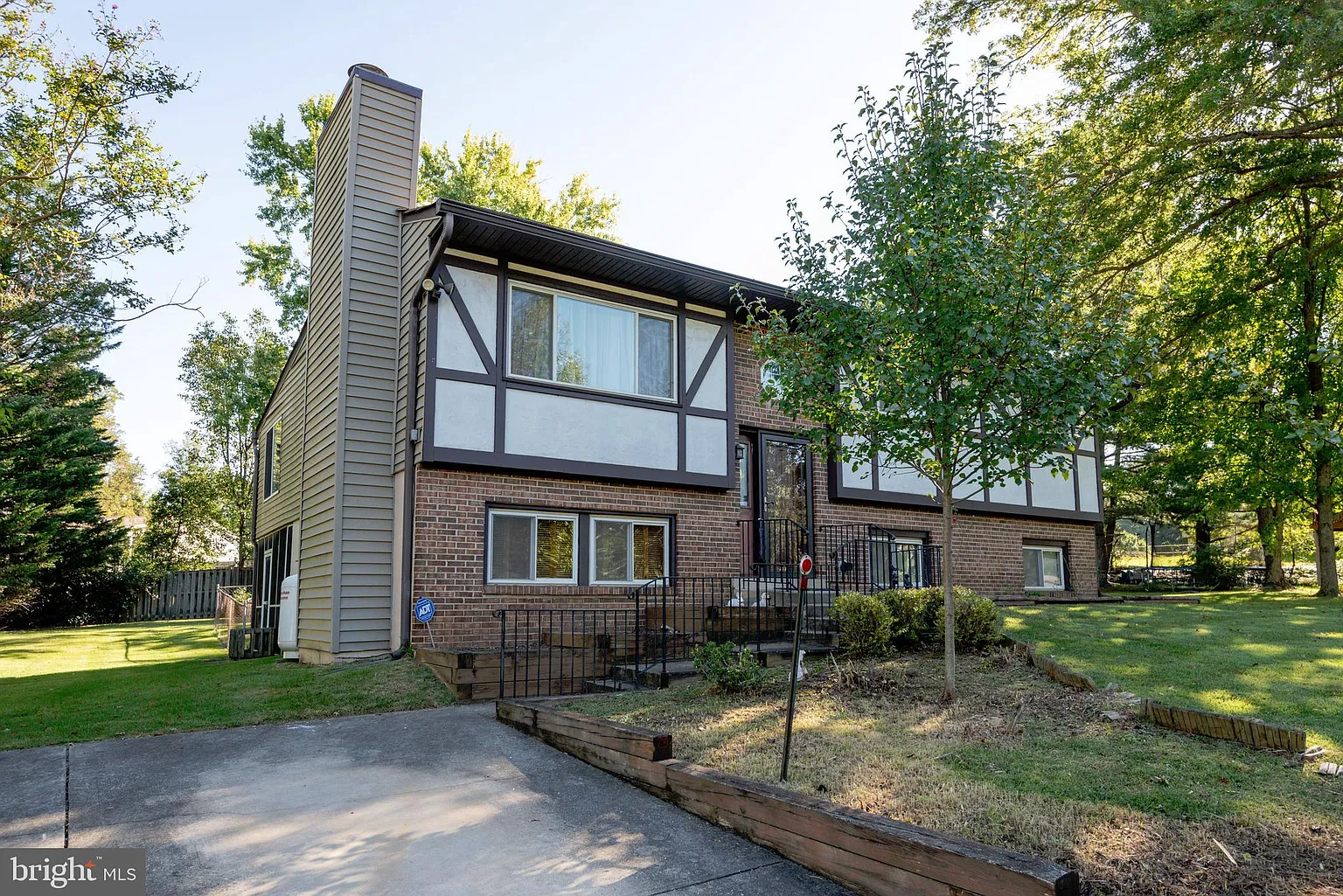 12112 Silver Maple Dr photo 1