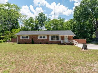 1121 Rembrandt Dr SW, Concord, NC 28027