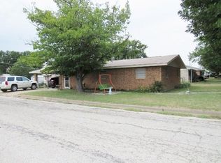 500 Hall St, Graham, TX 76450