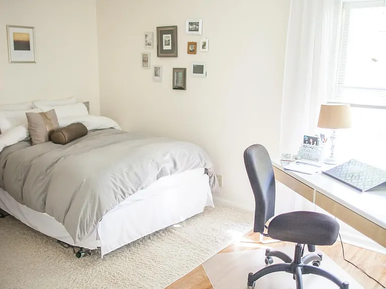 1523 Ashwood Ave #C — Photo 7