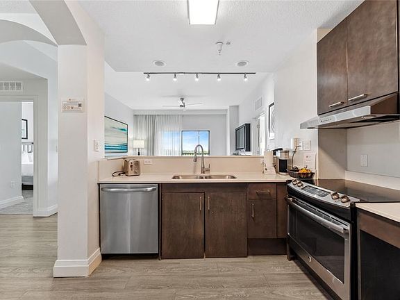 5th image of 14501 GROVE RESORT AVENUE #3642