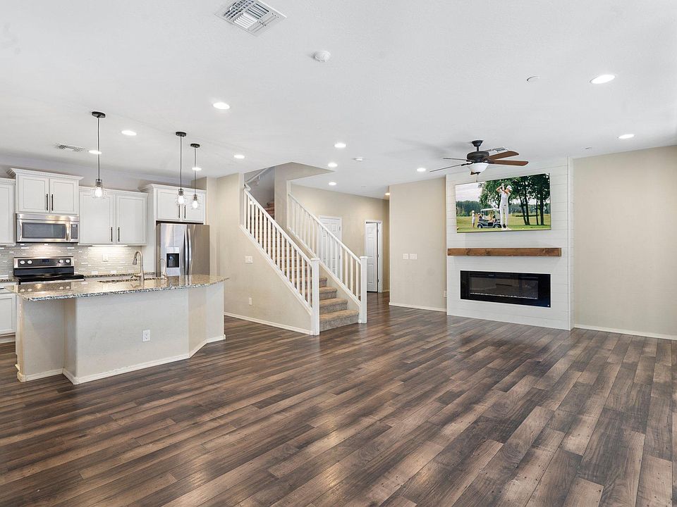 1st image of 4707 E Betty Elyse Ln