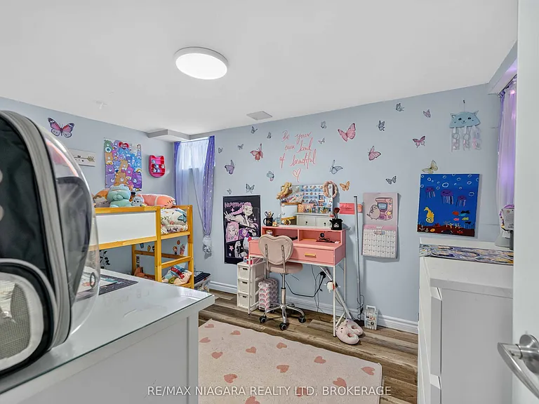 12 Wallace St #BASEMENT — Photo 15
