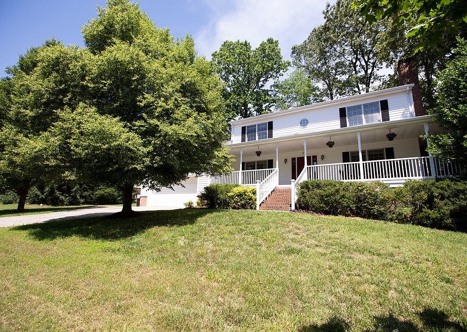 1046 Shadow Peak Rd Forest VA Zillow