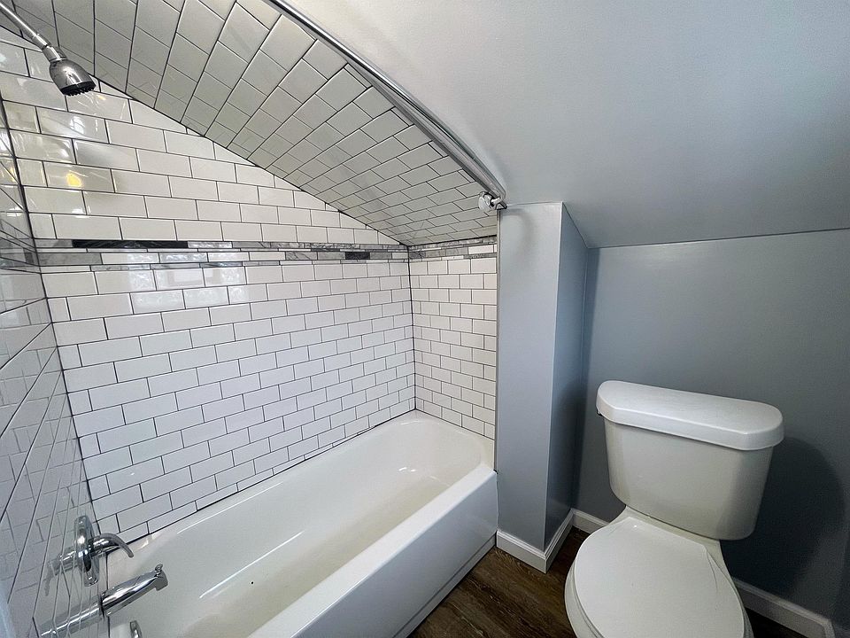 1st image of 215 Efner St #1