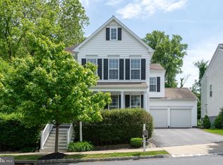 12 Tallgrass Path, Lancaster, PA 17602