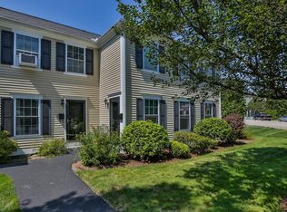 2 Fulton St #B, Newburyport, MA 01950