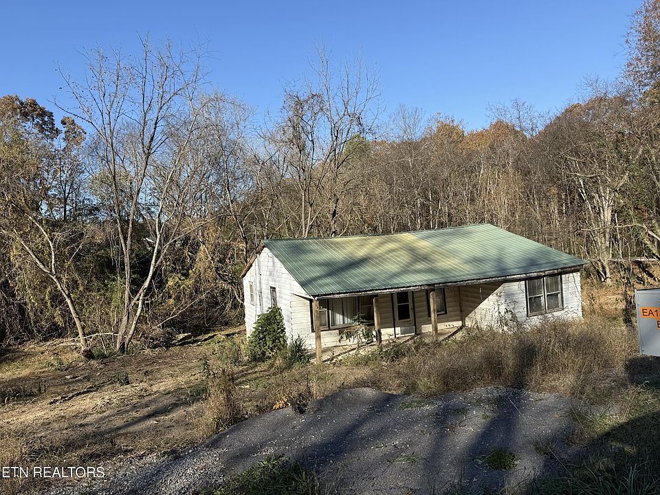 2nd image of 343 Davis Ferry Rd