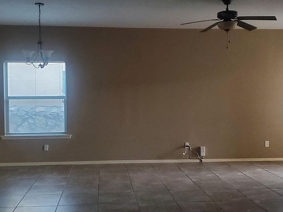 5th image of 14301 Pancho Gonzalez Ct Unit B