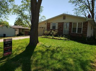 463 Rosedale Ter, Ballwin, MO 63021