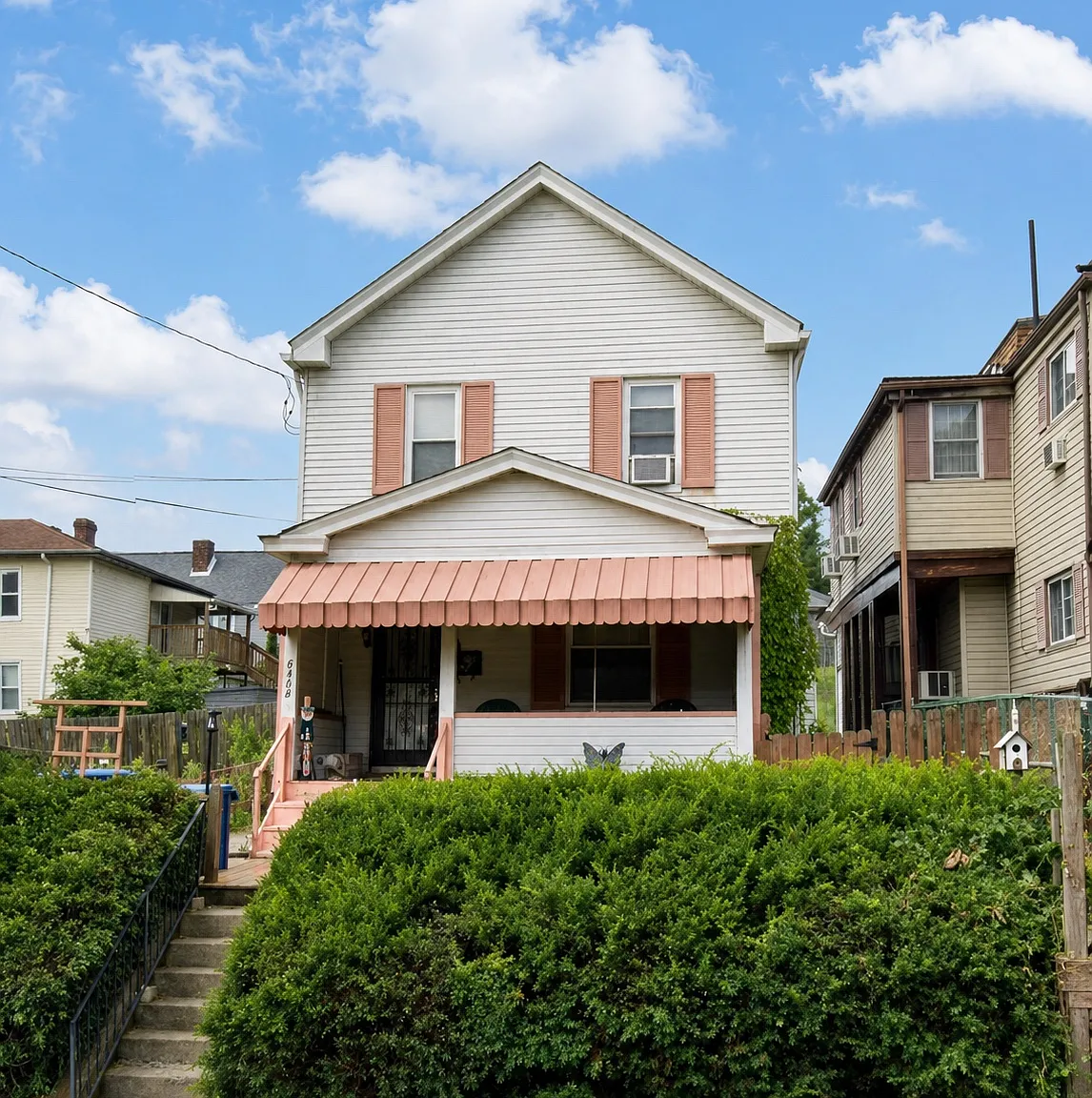 3 bed, 1.5 bath, 1154 sqft, $1,445 — Photo 1