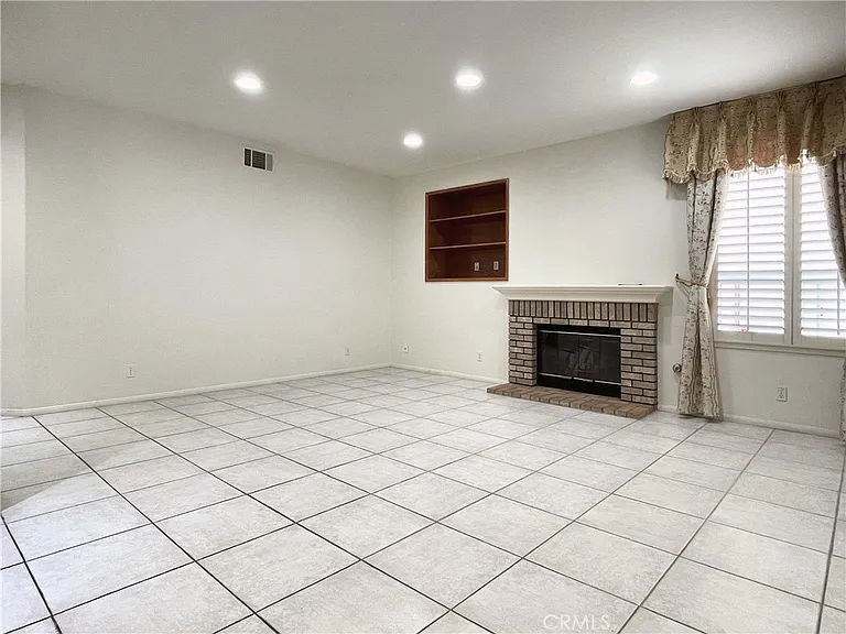 2712 Westbourne Pl — Photo 23