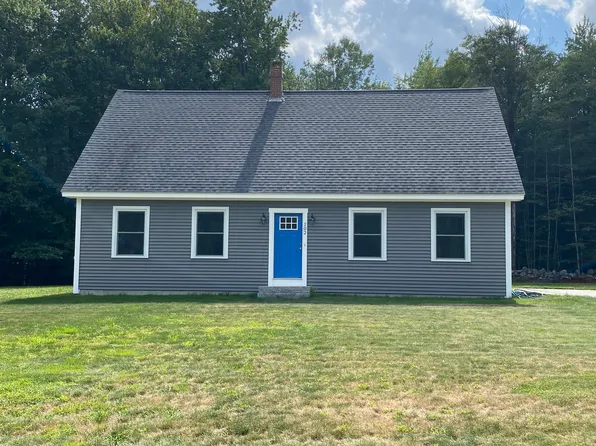 102 Orchard Rd, Cumberland, ME 04021